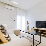 Sweet Vanilla 2-Bdrm Residence, Vesta Philoxenia