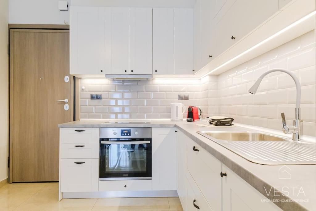 Sweet Vanilla 2-bdrm Residence, Vesta Philoxenia Apartment Thessaloniki
