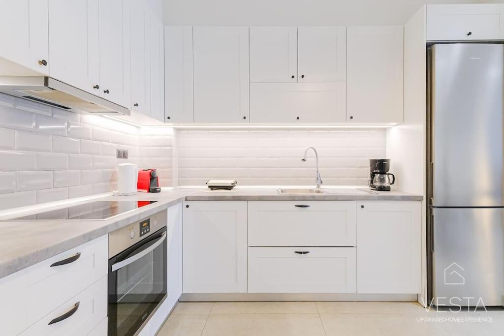 Sweet Vanilla 2-bdrm Residence, Vesta Philoxenia Apartment *
